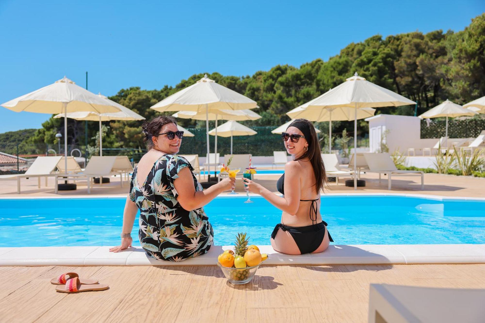 Apartments Medena Trogir Extérieur photo