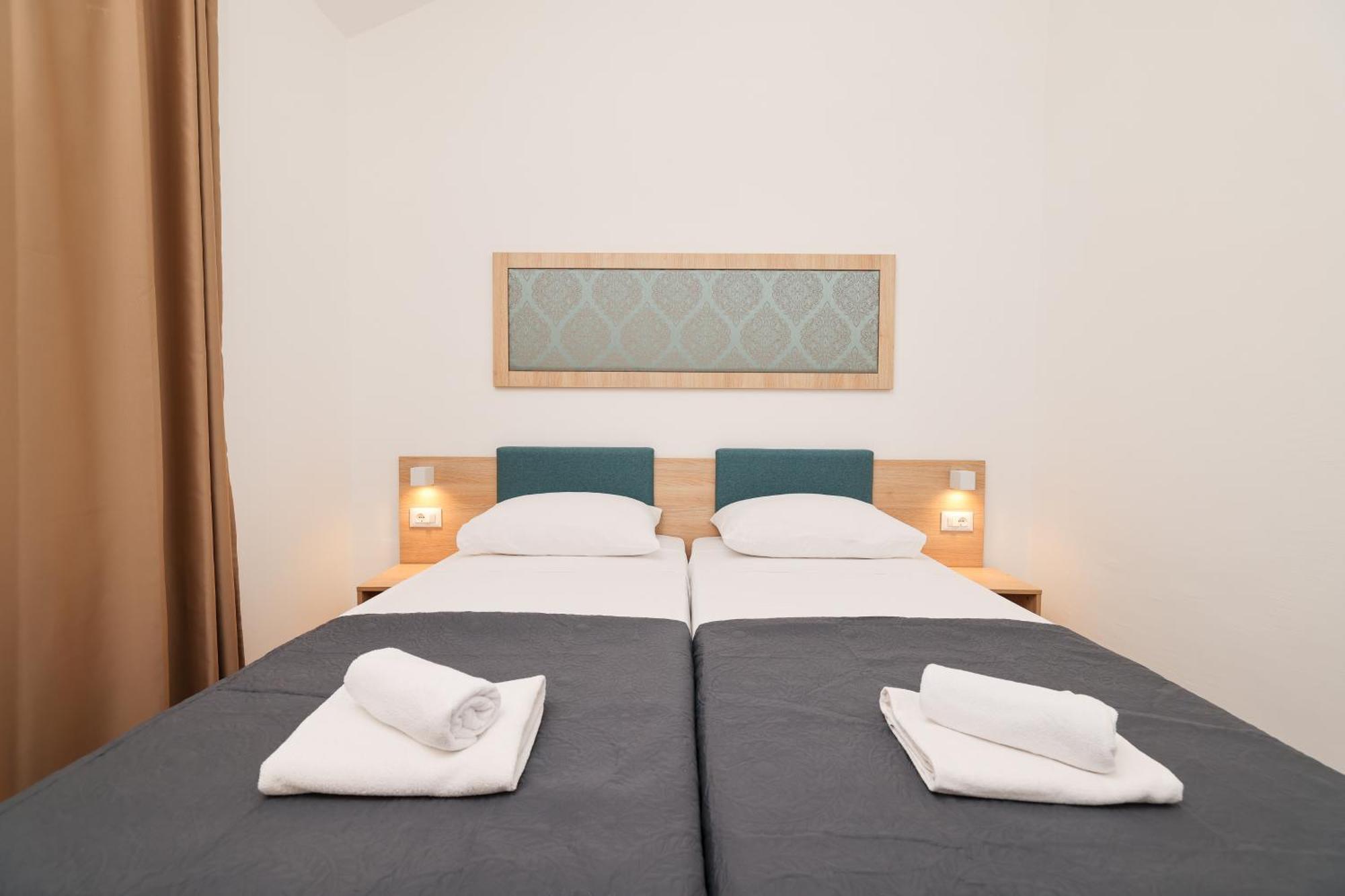 Apartments Medena Trogir Extérieur photo
